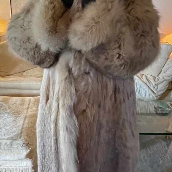 RUSSIAN LYNX FULL LENGTH COAT - Picture 7 of 10